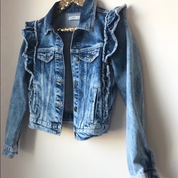 Zara Ruffled Shoulder Denim Jacket 